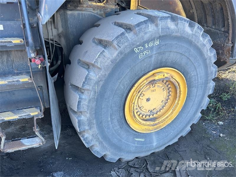 Komatsu WA500-7 Wheel Loader (Inoperable) Wheel loaders