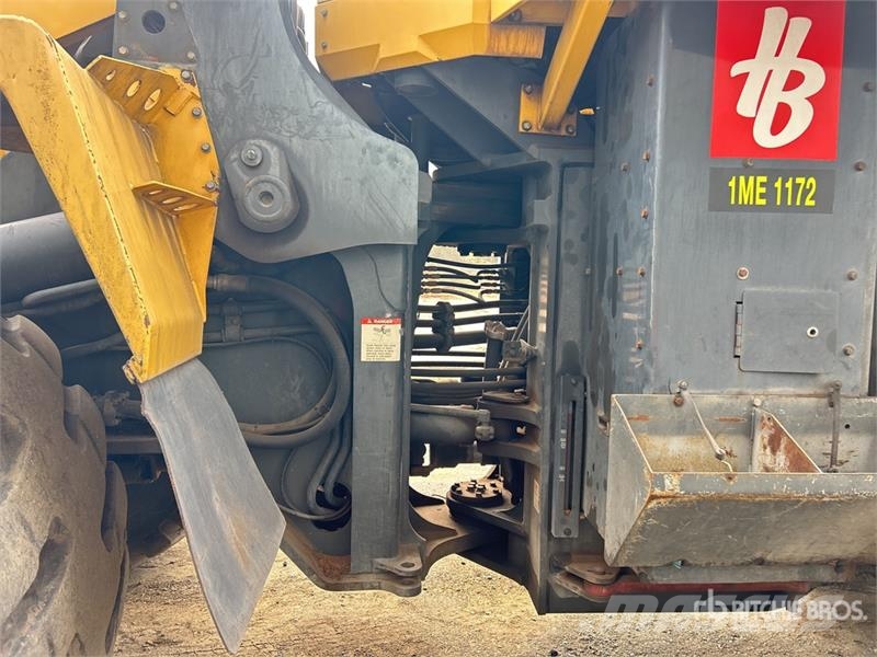 Komatsu WA600-6 輪胎式裝載機