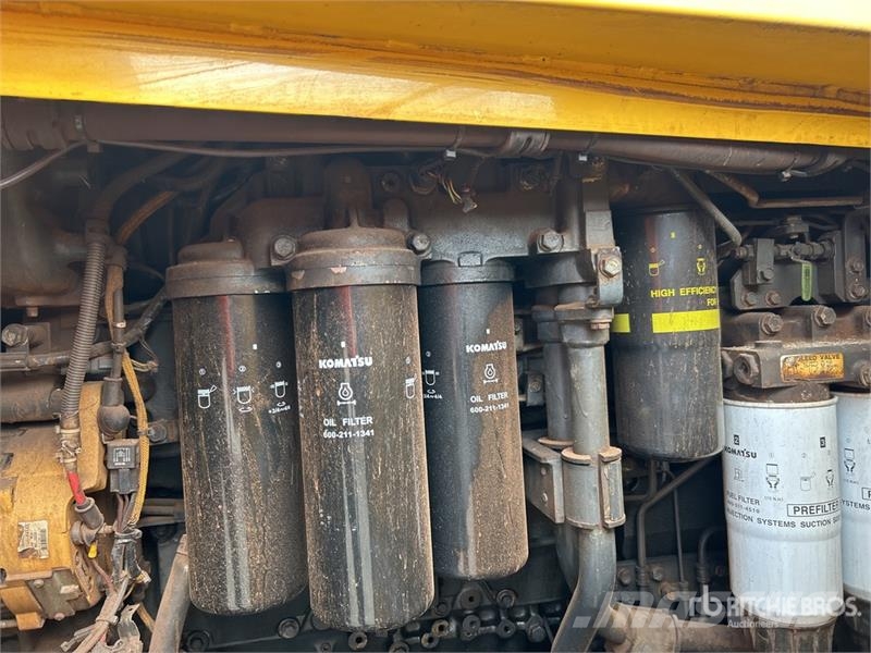 Komatsu WA600-6 輪胎式裝載機