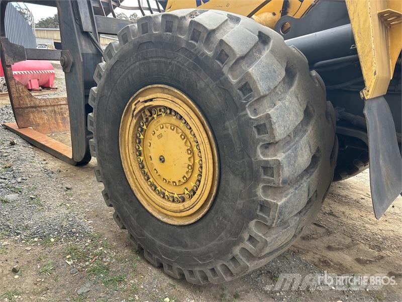 Komatsu WA600-6 輪胎式裝載機