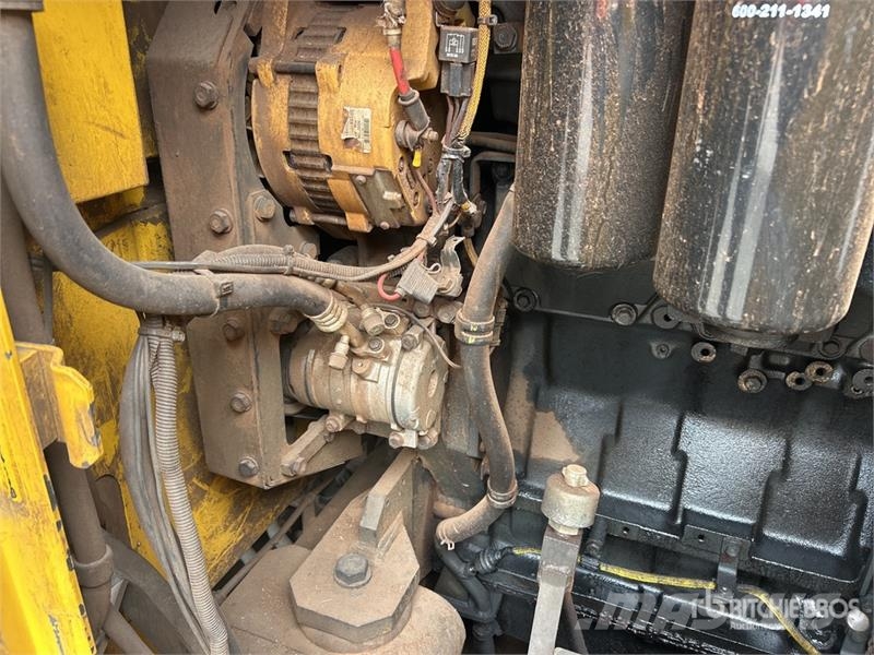 Komatsu WA600-6 輪胎式裝載機