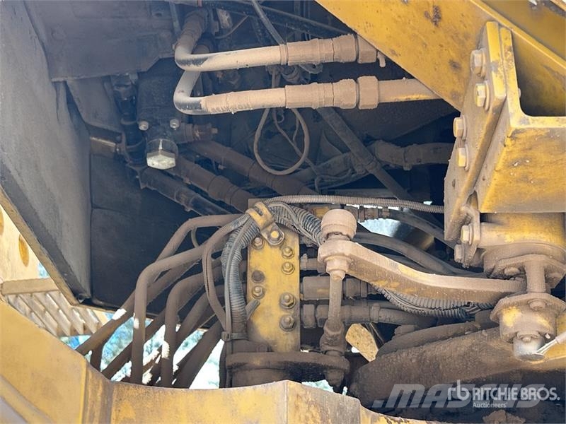 Komatsu WA700-3 Wheel Loader Wheel loaders