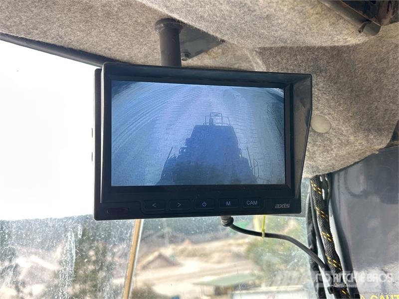 Komatsu WA700-3 Wheel Loader Wheel loaders