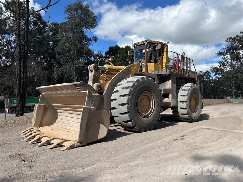 Komatsu WA700-3 Wheel Loader Wheel loaders