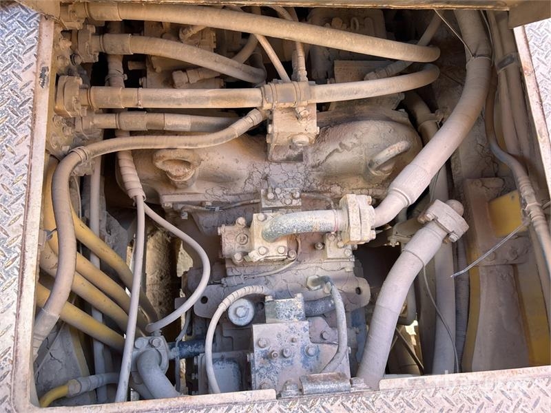 Komatsu WA700-3 Wheel Loader Wheel loaders