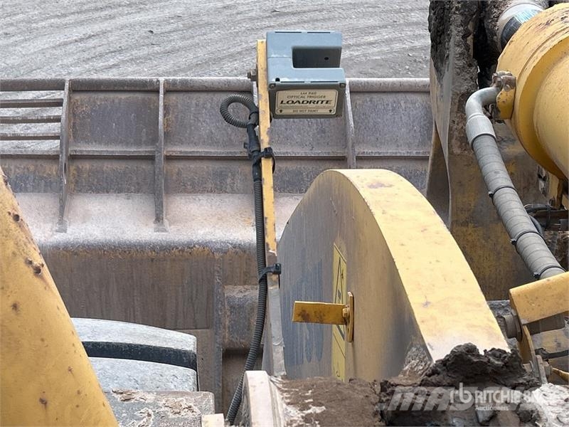 Komatsu WA700-3 Wheel Loader Wheel loaders