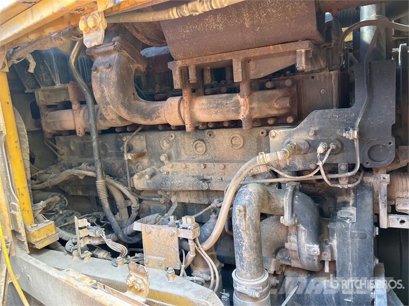 Komatsu WA700-3 Wheel Loader Wheel loaders
