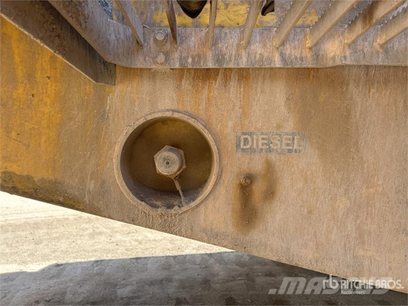 Komatsu WA700-3 Wheel Loader Wheel loaders