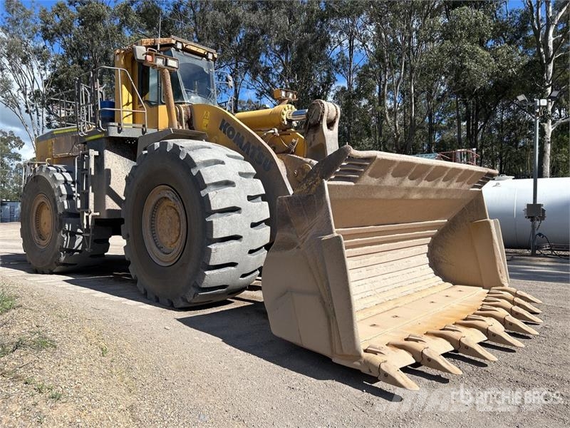 Komatsu WA700-3 Wheel Loader Wheel loaders
