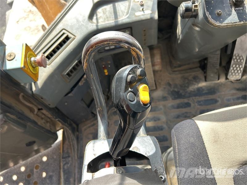 Komatsu WA700-3 Wheel Loader Wheel loaders