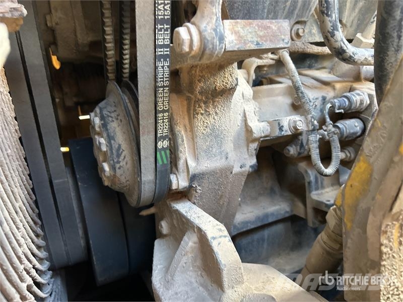 Komatsu WA700-3 Wheel Loader Wheel loaders