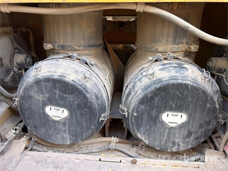 Komatsu WA700-3 Wheel Loader Wheel loaders
