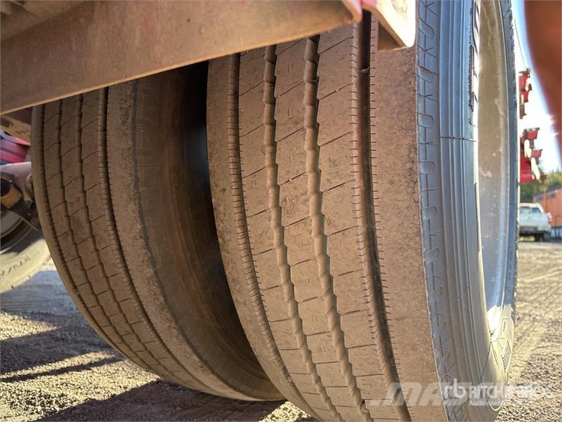 Krueger 12.1 m Tri/A Container Trailer 货柜车