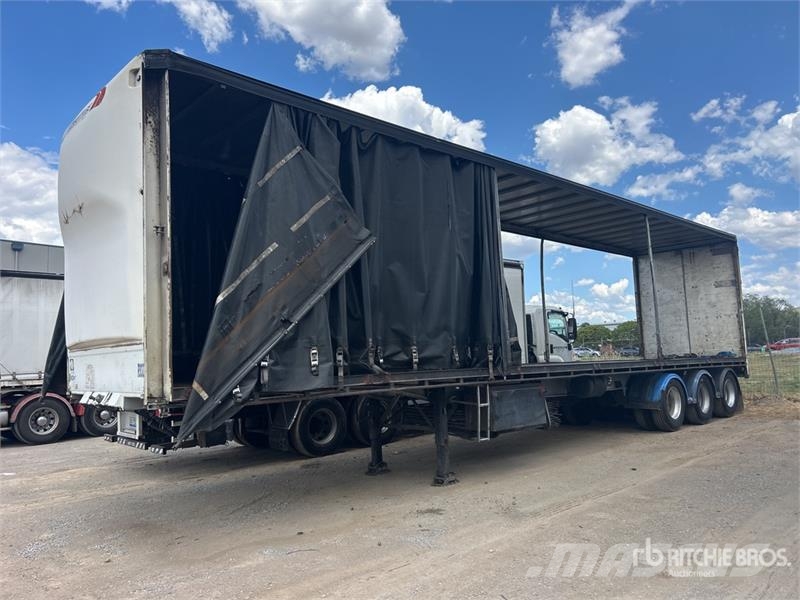Krueger 13.2 m Tri/A Curtain Side Trailer Rimorchi centinati