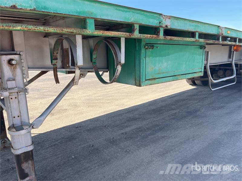  Krueger 13.6 m Tri/A Flatbed Trailer Plato/keson prikolice