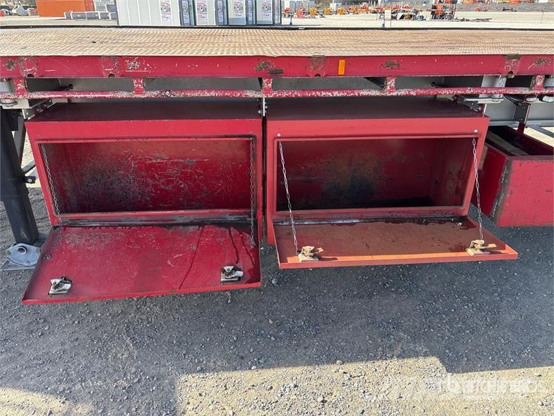  Krueger 13.6 m Tri/A Flatbed Trailer Lavaperävaunut