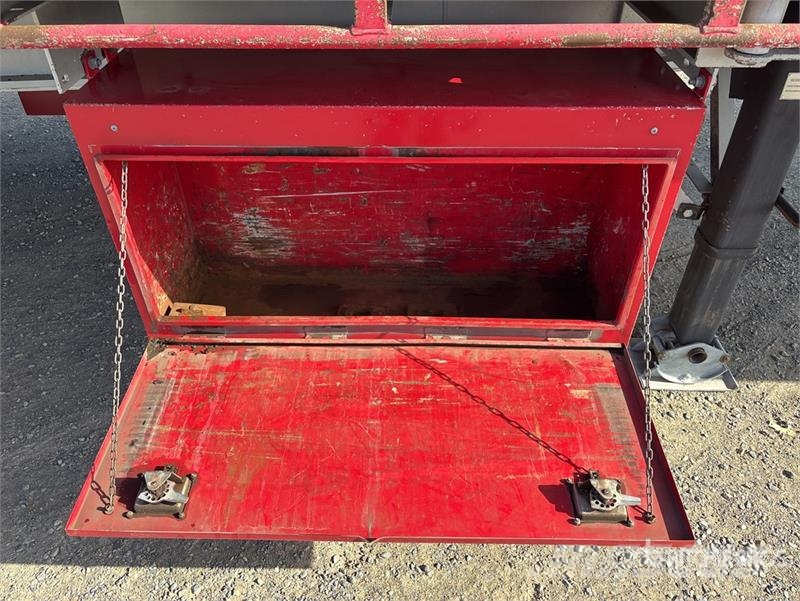  Krueger 13.6 m Tri/A Flatbed Trailer Lavaperävaunut