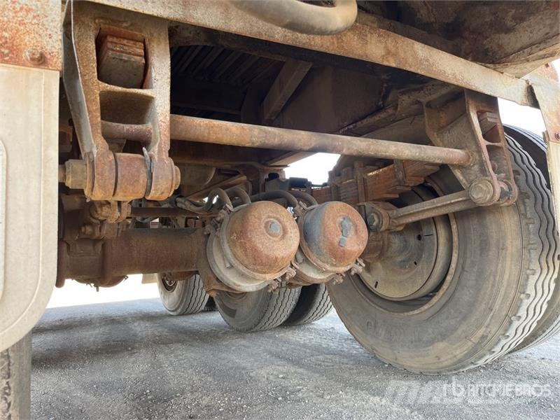  Krueger 13.6 m Tri/A Flatbed Trailer Plato/keson prikolice