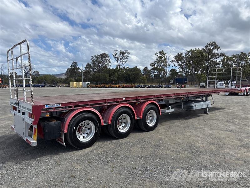  Krueger 13.6 m Tri/A Flatbed Trailer Lavaperävaunut