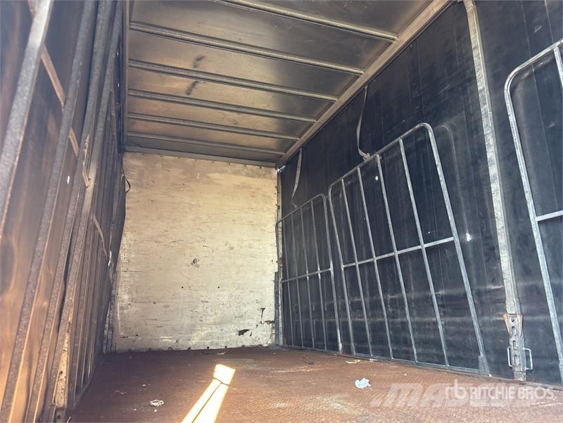 Krueger 6.4 m Tri/A B-Double Lead Curtain Side Tra Ponyvás pótkocsik