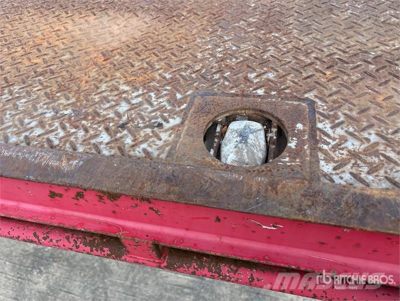  Krueger 7.2 m Tri/A B-Double Lead Flatbed Trailer Lavaperävaunut