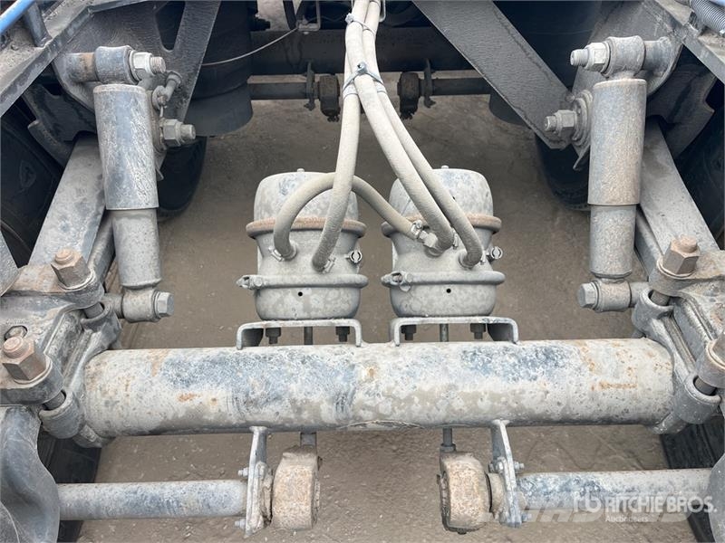  Krueger 7.2 m Tri/A B-Double Lead Curtain Side Tra Plachtové přívěsy
