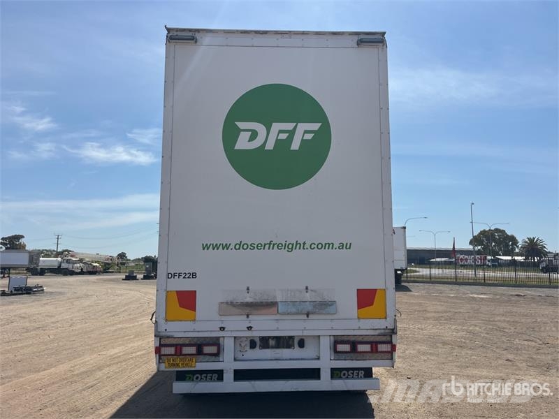Kruger 13.3 m Tri/A Step Deck Curtain Side Trailer Tenthaagised