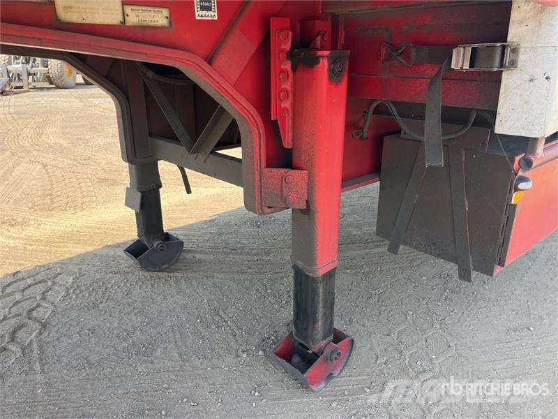 Kruger 13.3 m Tri/A Step Deck Curtain Side Trailer Tenthaagised