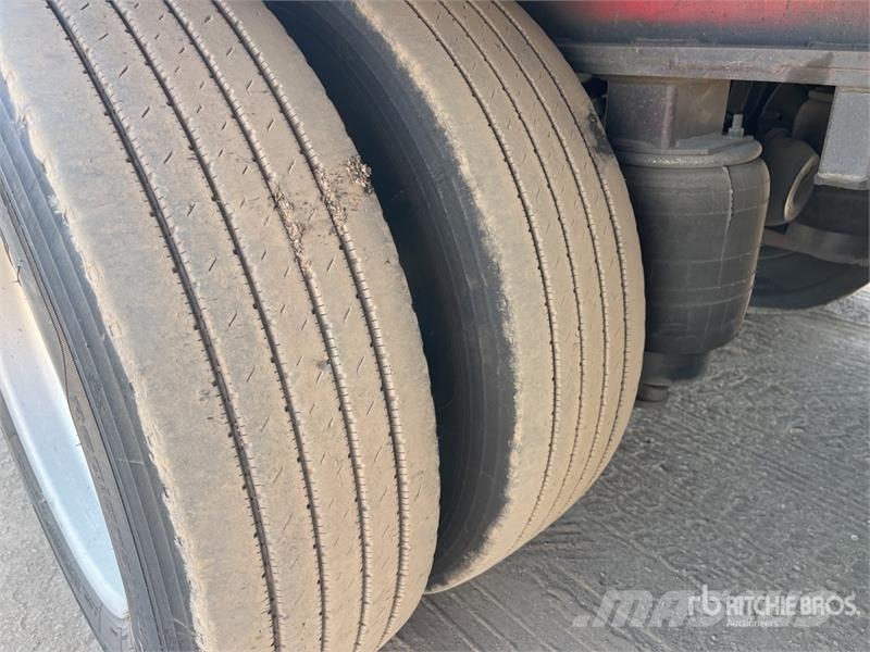 Kruger 13.3 m Tri/A Step Deck Curtain Side Trailer Tenthaagised