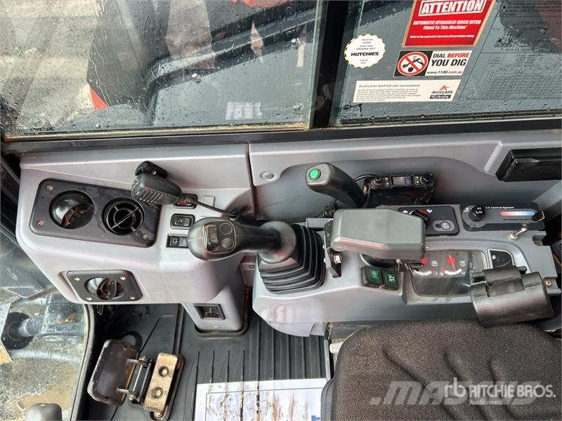 Kubota KX080-3S Tracked Excavator 履带挖掘机
