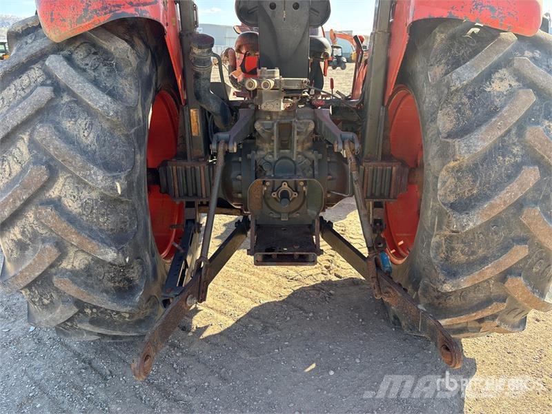 Kubota M7040SUD 拖拉机/农用车