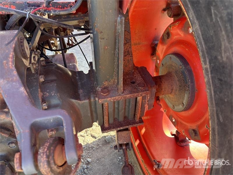 Kubota M7040SUD 拖拉机/农用车