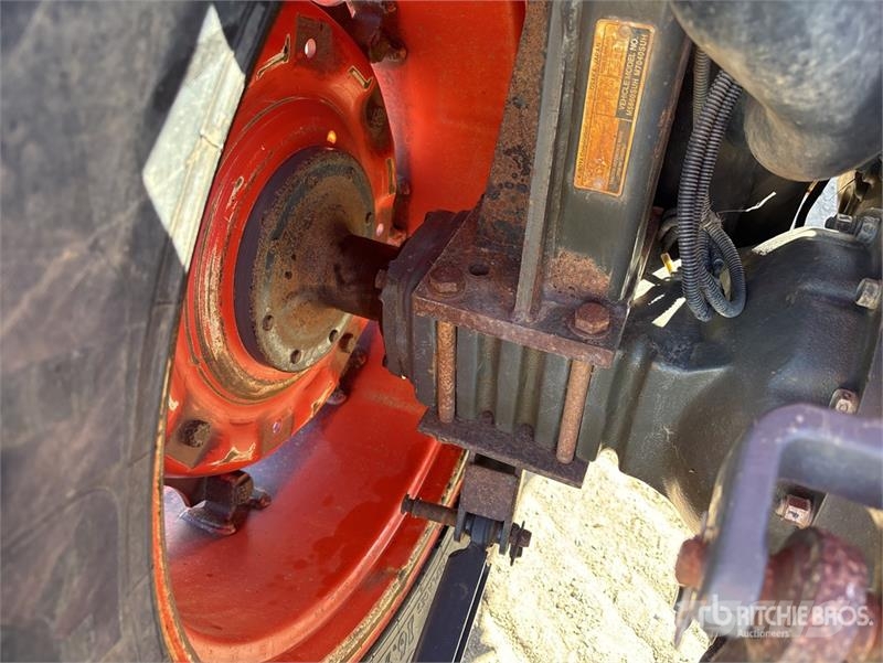 Kubota M7040SUD 拖拉机/农用车