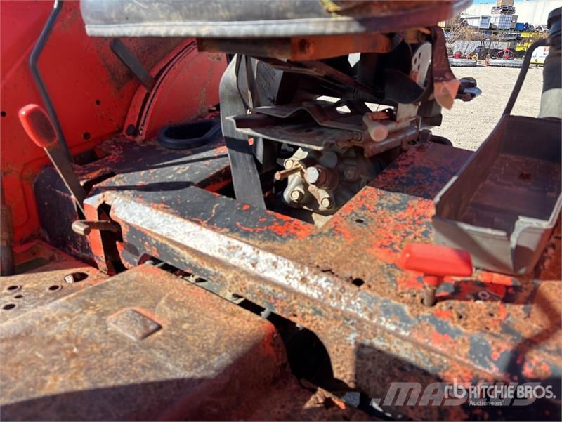 Kubota M7040SUD 拖拉机/农用车