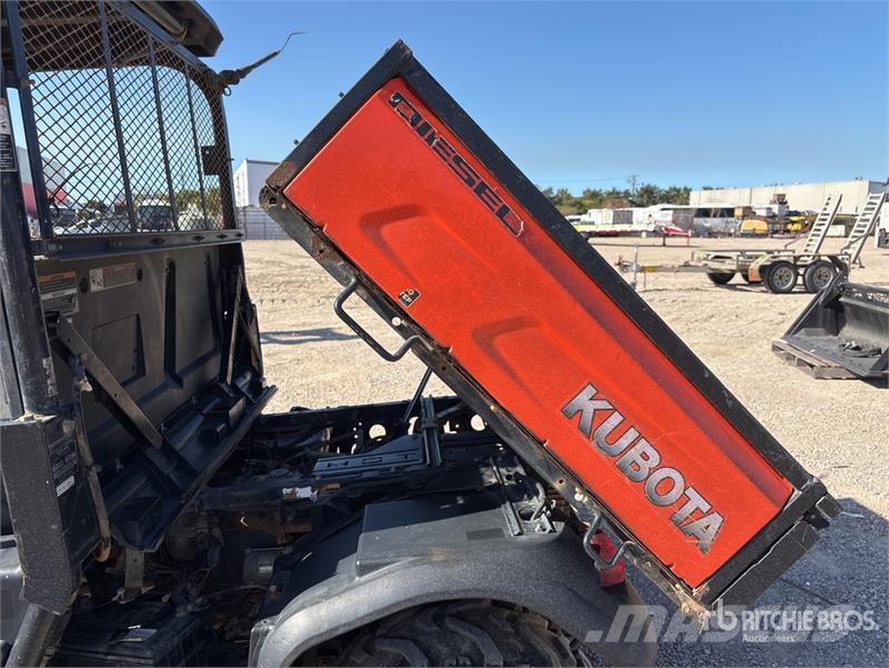 Kubota RTV-X900 Pomoćni strojevi