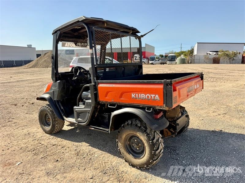 Kubota RTV-X900 Pomoćni strojevi