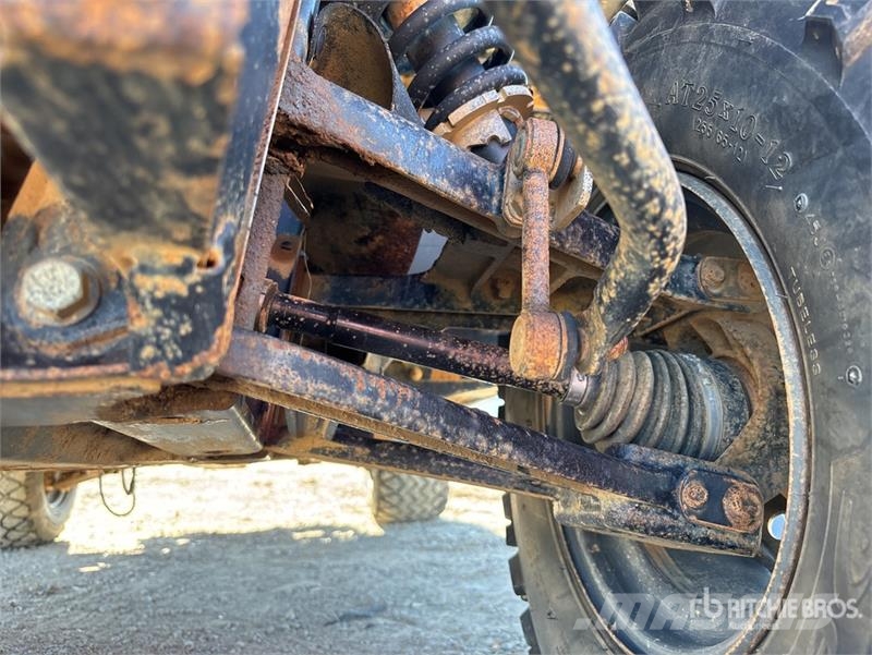 Kubota RTV-X900 Pomoćni strojevi