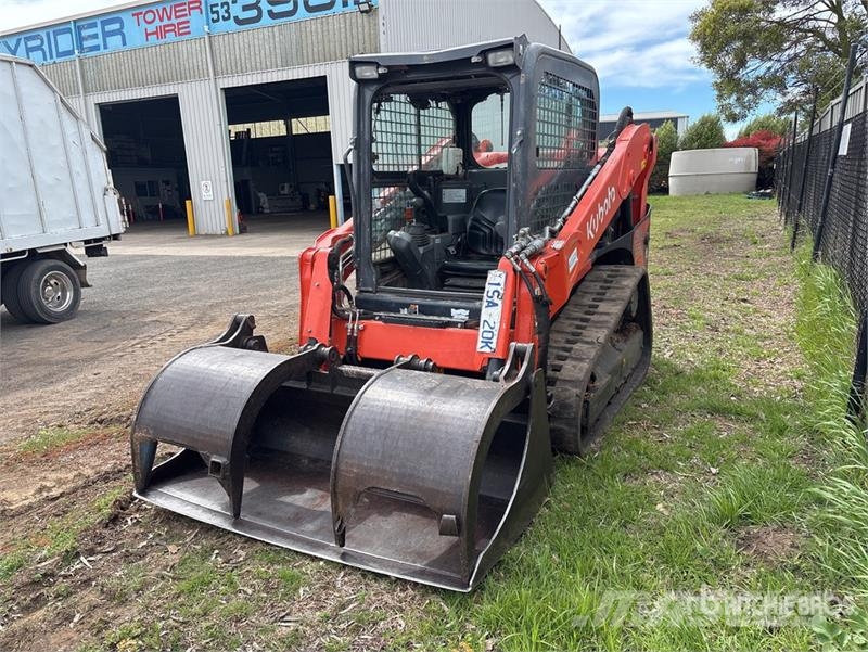 Kubota SVL65-2 Compact Track Loader Skid steer loaders