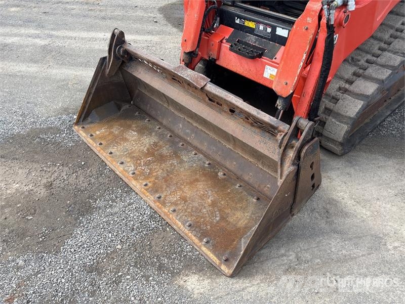 Kubota SVL75-2CHW Compact Track Loader Skid steer loderler