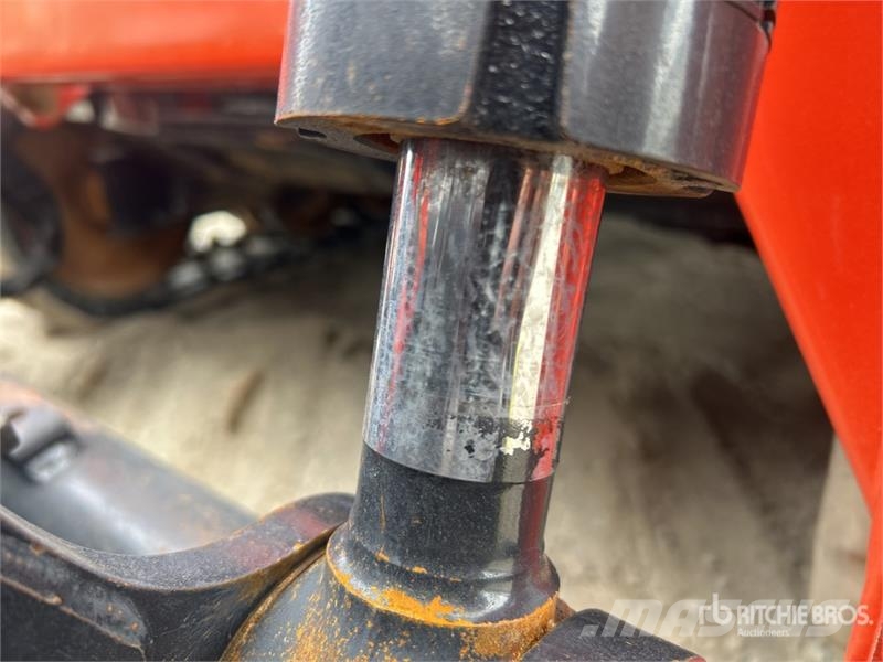 Kubota SVL75-3 Two-Speed Compact Track Loader Skid steer loaders