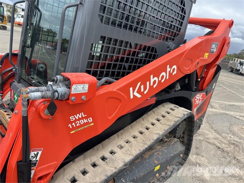 Kubota SVL75-3 Two-Speed Compact Track Loader Skid steer loaders