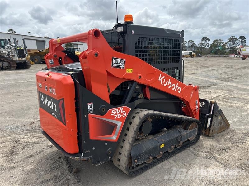 Kubota SVL75-3 Two-Speed Compact Track Loader Skid steer loaders