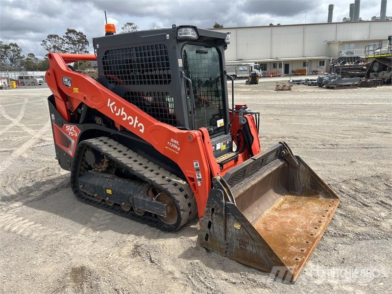 Kubota SVL75-3 Two-Speed Compact Track Loader Skid steer loaders