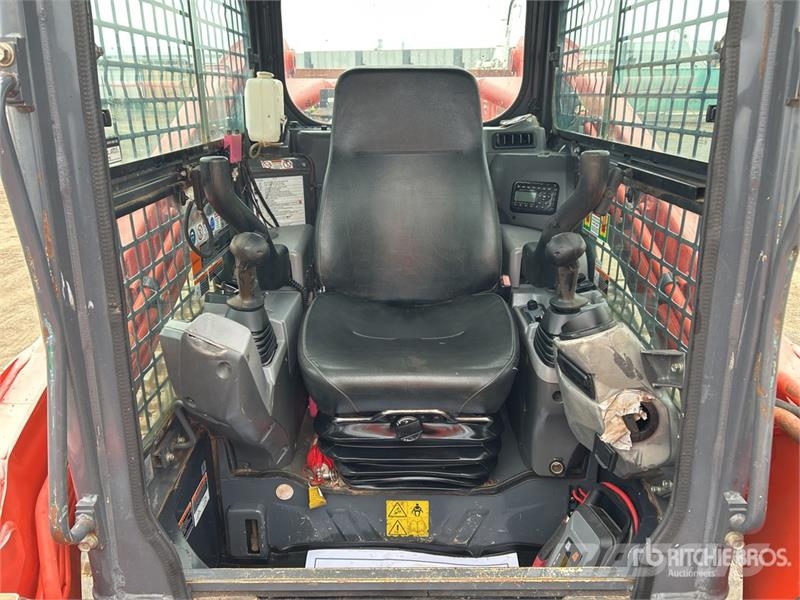 Kubota SVL95-2S Compact Track Loader Kompaktrakodók