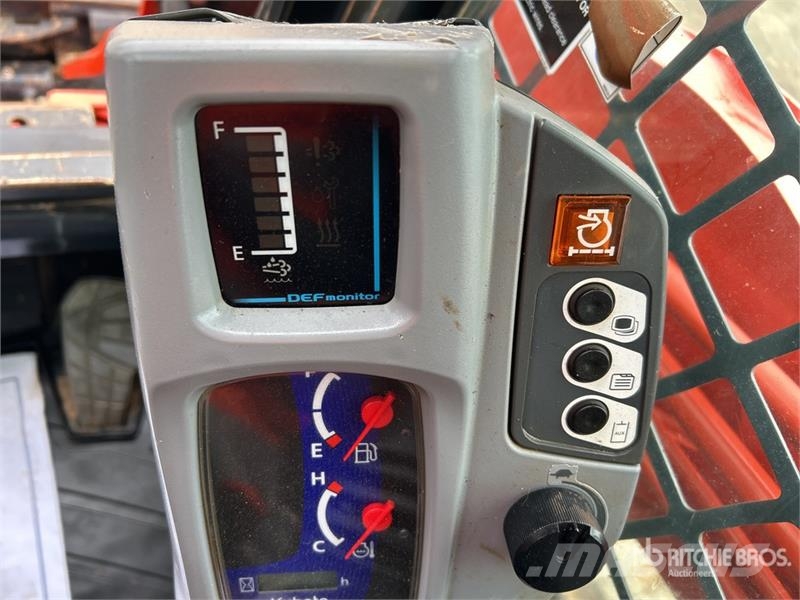 Kubota SVL95-2S Compact Track Loader Kompaktrakodók