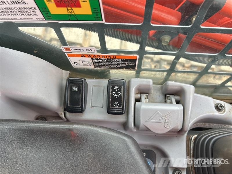 Kubota SVL95-2S Compact Track Loader Kompaktrakodók