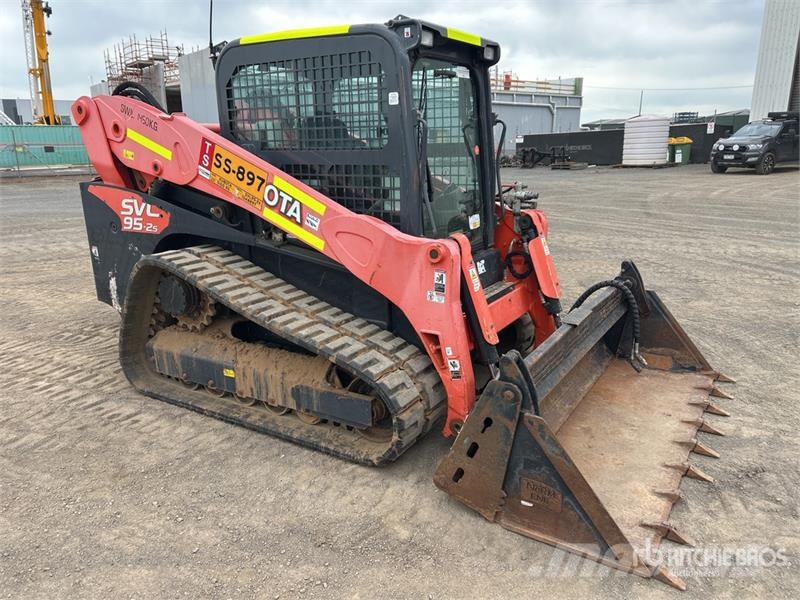 Kubota SVL95-2S Compact Track Loader Kompaktrakodók