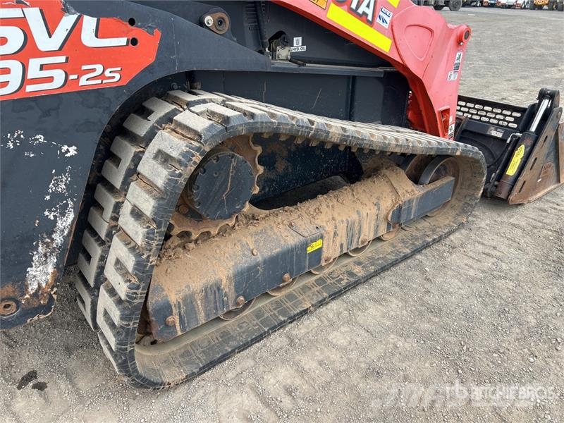Kubota SVL95-2S Compact Track Loader Kompaktrakodók