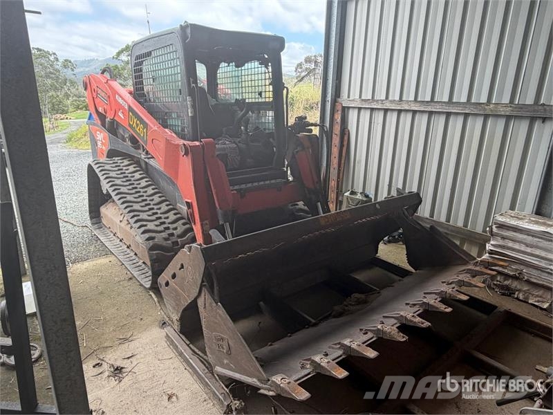Kubota SVL95-2S Skid Steer Loader Skid steer loaders