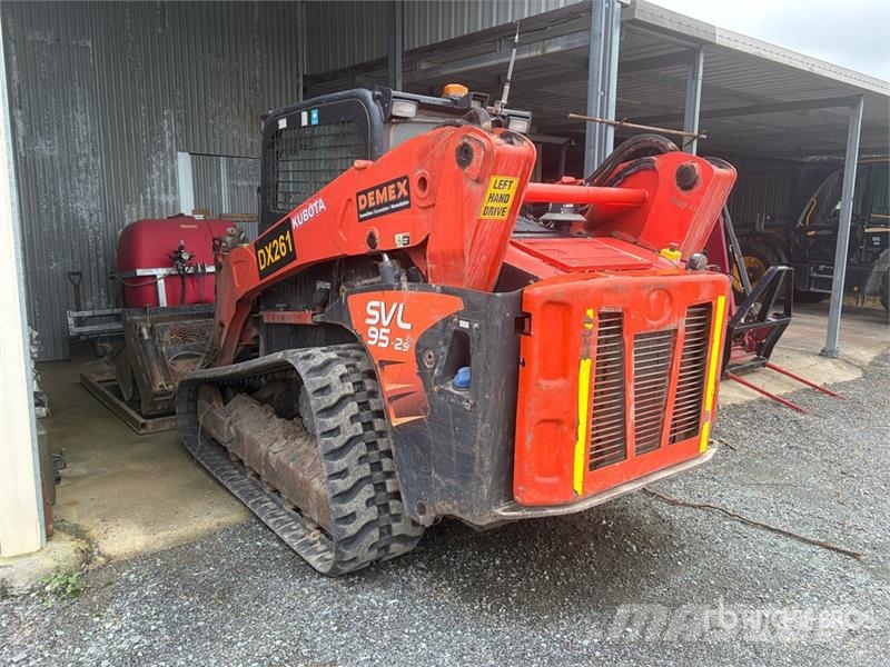 Kubota SVL95-2S Skid Steer Loader Skid steer loaders